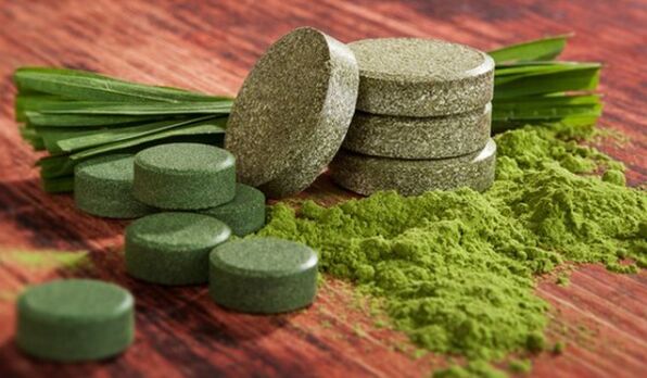 Spirulina je pro muže prospěšná díky vysokému obsahu aminokyselin